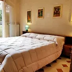 House Катания